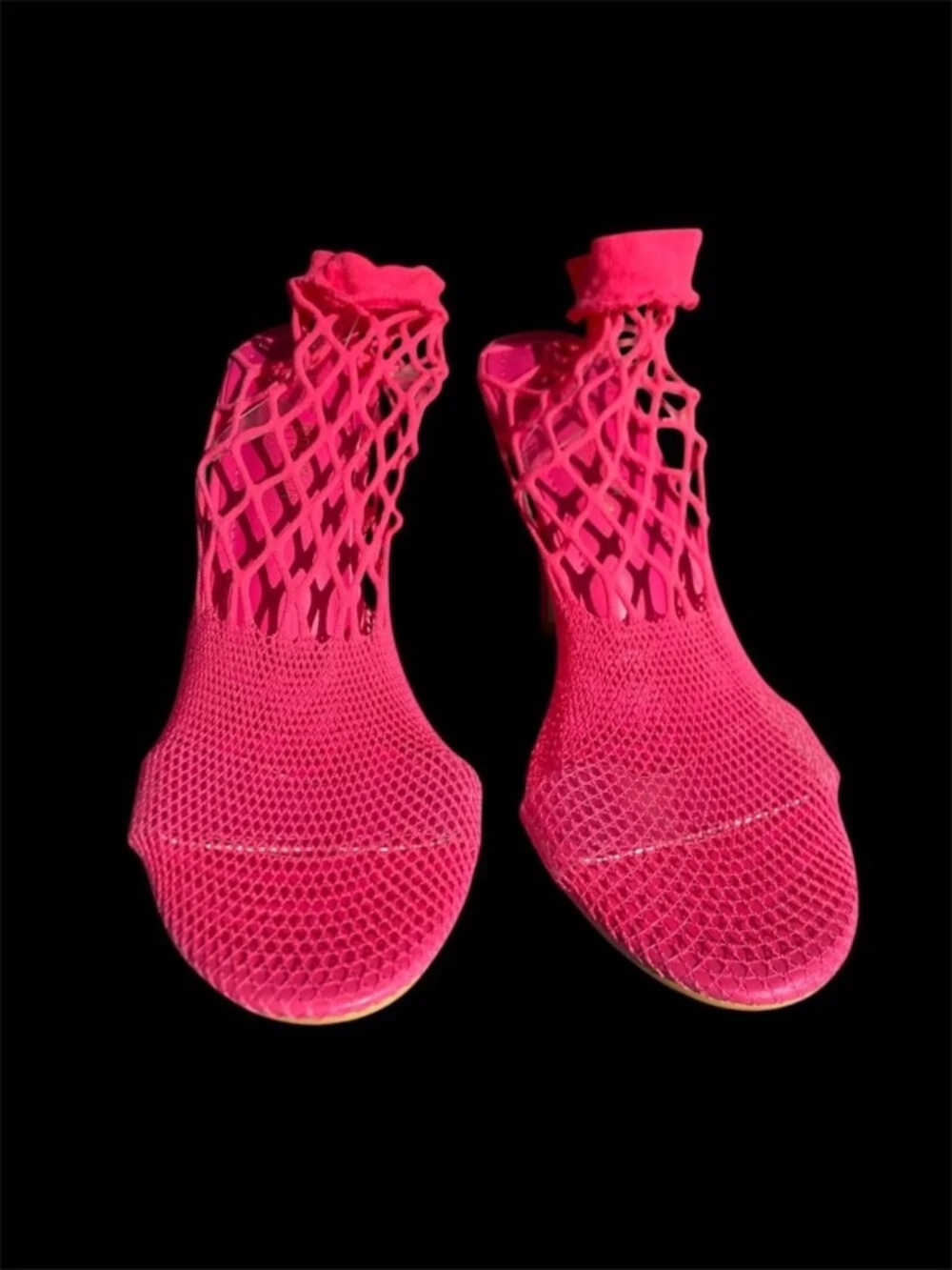 Women’s Pink Mesh Net Sock Bootie Heels, 6.5 - Picture 4 of 8